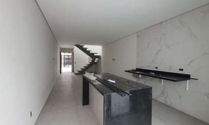 Sobrado novo à venda no Butantã, 3 quartos (1 suíte), 2 vagas, quintal - FL19