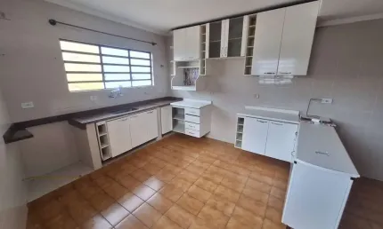 Casa com 2 quartos para alugar na Rua Professor Mira Y Lopes, 21, Jardim Bonfiglioli, São Paulo