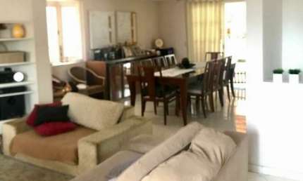 Luxuoso Sobrado na Vila São Francisco, 280m², 3 Suítes, 5 Vagas e Acabamento Exclusivo - FL43