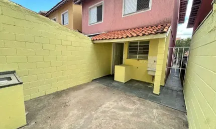 Sobrado de condomínio, 68 metros, 2 dormitórios FL34