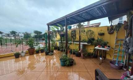 Sobrado Reformado no Butantã com Energia Solar, 280m², 3 Suítes e 2 Vagas Cobertas - FL43