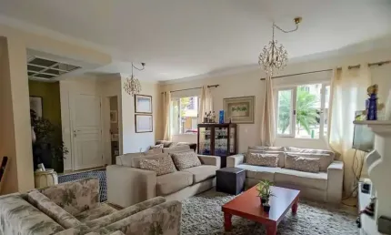 Sobrado Impecável na Vila São Silvestre, 329m², 4 Dormitórios e 4 Vagas - FL43