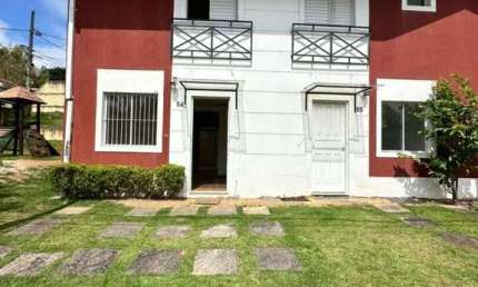 Sobrado em Condomínio, 60 metros, 2 dormitórios FL34
