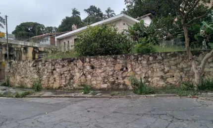 Casa com terreno de 650m² e vista privilegiada no Butantã - FL28