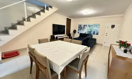 Sobrado à venda no Butantã, 3 suítes, 4 vagas, quintal com churrasqueira - Ref.: FL19