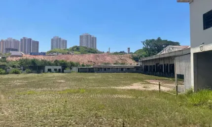 Barracão / Galpão / Depósito com 10 salas para alugar na Rodovia Raposo Tavares, 8342, Jardim Arpoador, São Paulo, 9165 m2 por R$ 300.000