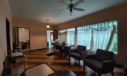 CASA TÉRREA, 3 QUARTOS, 2 VAGAS, QUINTAL  JD BONFIGLIOLI    FL21