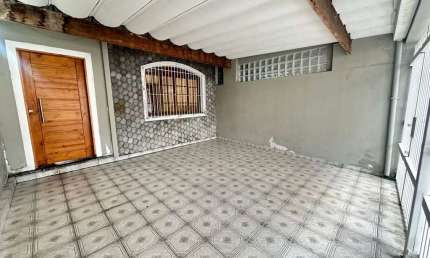 Casa Térrea no Butantã,3 Quartos,1 suíte,2 vagas. FL13