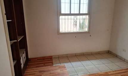 Casa com 3 quartos à venda na Rua Flávio Cescon, 12, Vila Gomes, São Paulo