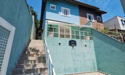 Casa em condomínio fechado com 3 quartos para alugar na Rua Ibiraporã, 432, Jardim Londrina, São Paulo