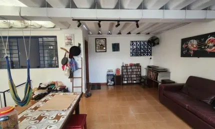 Casa térrea de 200m² no jardim adhemar de barros com 3 quartos, suíte e 2 vagas - fl43
