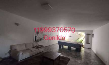 SOBRADO COM PISCINA  4 QUARTOS SENDO 4 SUITE EDICULA COM BANHEIRO 8 VAGAS PROXIMO DO METRO  FL55
