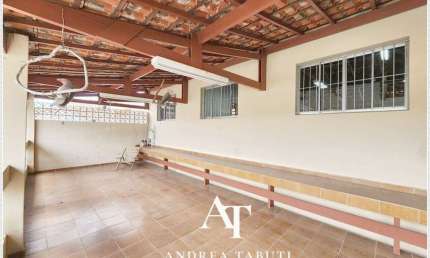 CASA TÉRREA PERTO DA USP - 2 DORMITORIOS COM 5 VAGAS E AMPLO SALÃO