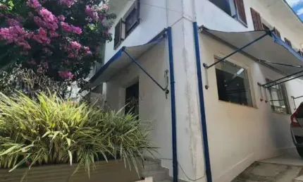 VENDA SOBRADO 03 DORMITÓRIOS 02 BANHEIROS UMA SUÍTE  E DUAS VAGAS DE GARAGENS - FL38
