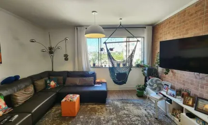 APARTAMENTO  COM 03 QUARTOS 02 BANHEIROS UMA VAGA DE GARAGENS Á VENDA  80m²  - FL38