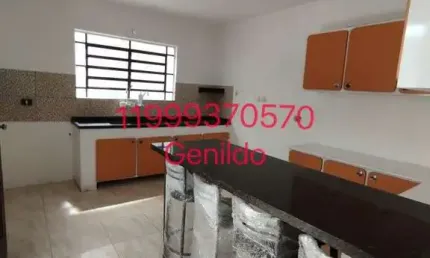 CASA COM SUITE COM 2 VAGAS QUINTAL PORTÃO ELETRÔNICO ARMÁRIOS PLANEJADOS ACEITA PET FL55