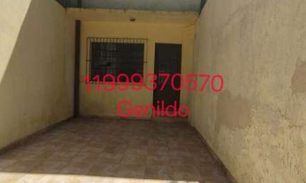 CASA COM QUINTAL 2 QUARTOS EM FRENTE UMA PRACA MARAVILHOSA FÁCIL ACESSO AO METRO ACEITA PETFL55