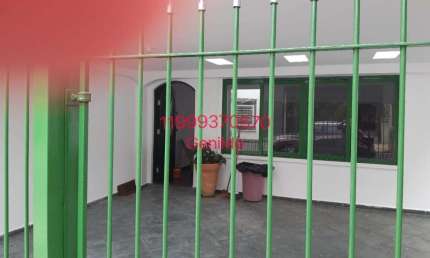 CASA NO JARDIM LONDRINA  FACIL ACESSO AO METRO COM  QUINTAL  EDICULA  ACEITA PET FL55