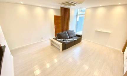 Casa térrea no Butantã com 3 quartos, 1 suite, 2 vagas, excelente acabamento!. FL23