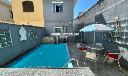 Casa no Jardim Bonfiglioli ? 3 suítes, 4 vagas e área de lazer completa. FL23