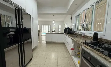Sobrado Adalgisa , 3 dormitórios, 3 suítes , 3 vaga , com piscina.fl58.