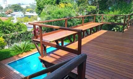 Casa Térrea de 360m² no Instituto de Previdência com Piscina e Churrasqueira, FL28