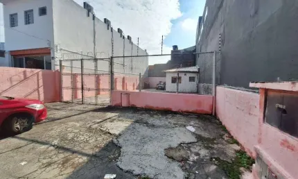 Terreno comercial para alugar na Rua Lourenço Saporito, 116, Jardim Ana Maria, São Paulo