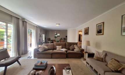 Sobrado Premium no Caxingui ? 330m² com 4 Dormitórios e Lazer Completo Código: FL12