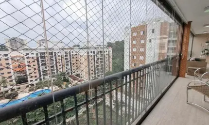 COBERTURA DE 214m² NO SÃO FRANCISCO COM 3 DORMITORIOS E 2 VAGAS-FL43