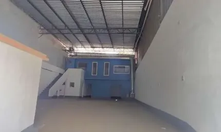 Barracão / Galpão / Depósito com 2 salas para alugar na Rua Luca Carlevaris, 97, Rio Pequeno, São Paulo