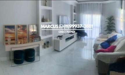 OPORTUNIDADE! Casa Ampla na Granja Viana c/ 3 quartos, 1 suíte, Área Gourmet, 4 Vagas. FL23