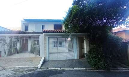 Casa 3 quartos sendo 1 suíte condomínio fechado FL14
