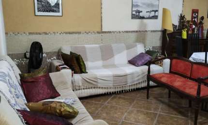 Vendo sobrado com Elevador, 4 dorms, 2 suites, 2 vagas - FL22