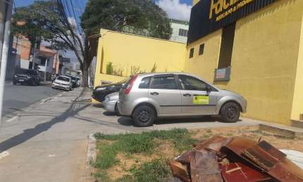 Prédio para alugar na Avenida Marechal João Batista Mascarenhas Moraes, 837, São Pedro, Osasco, 300 m2 por R$ 11.500