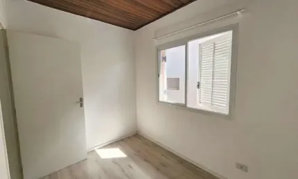 Venda casa de 03 dormitórios 01 suíte, 03 banhos e duas vagas = fl38
