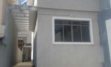Casa para Alugar com 3 Quartos, 2 vagas - R$3.600,00 - FL59