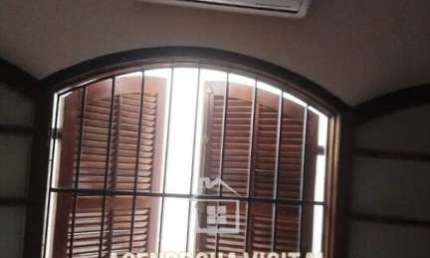 Casa com 2 Quartos e 2 banheiros à Alugar, 150 m² por R$3.000,00/mês - FL59