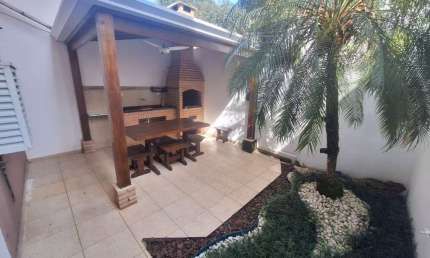 CASA 3 QUARTOS COM QUINTAL  E CHURRASQUEIRA NO BUTANTÃ FL48