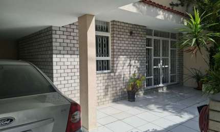 Casa com 3 quartos para alugar na Rua Judite França Costa, 781, Jardim Bonfiglioli, São Paulo
