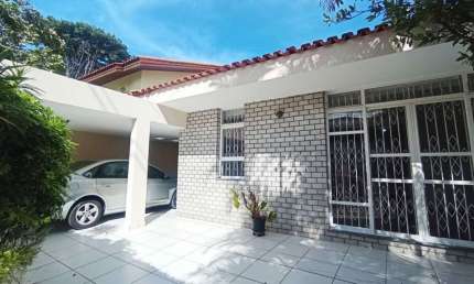 Casa com 3 quartos para alugar na Rua Judite França Costa, 180, Jardim Bonfiglioli, São Paulo