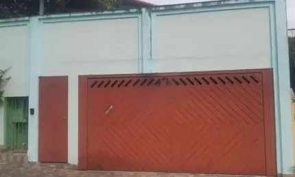 Casa com 4 quartos para alugar na Rua Carlos de Mesquita, 97, Jardim Jussara, São Paulo
