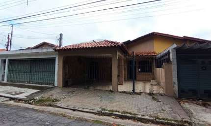 Casa com 2 quartos para alugar na Rua Emanuel Guedes, 248, Conjunto Residencial Butantã, São Paulo