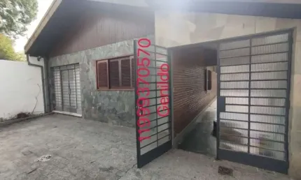 CASA TERREA 3 QUARTOS EDICULA 3 VAGAS QUINTAL DEPOSITO FÁCIL ACESSO AO METRO  ACEITA PET FL55