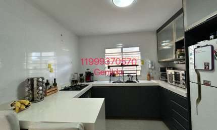 CASA 2 QUARTOS 2 SUITES 2 VAGAS ÁREA GOURMET ARMÁRIOS PLANEJADOS FÁCIL ACESSO AO METRO FL55