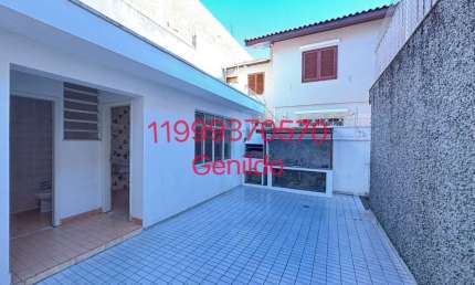 CASA COM PISCINA, 3 QUARTOS, 1 SUITES 4 VAGAS AR CONDICIONADO ARMÁRIOS PLANEJADOS,   ACEITA PET FL55