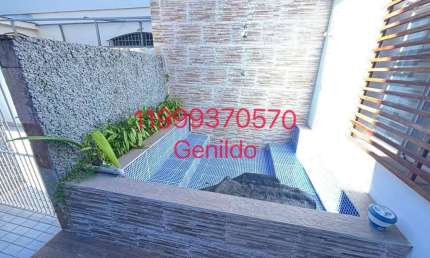 CASA COM PISCINA, 3 QUARTOS, 1 SUITES 4 VAGAS AR CONDICIONADO ARMÁRIOS PLANEJADOS,   ACEITA PET FL55