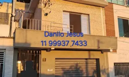 Casa com 2 dormitórios,  2 vagas e 1 banheiro. FL51