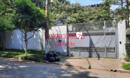 SOBRADO NO CITY BUTANTAN COM 4 QUARTOS 6 VAGAS QUINTAL A 500M DO METRO  A 300M DA USP ACEITA PETFL55