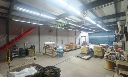 GALPÃO  Comercial para alugar, 400m² - Vila Antônio