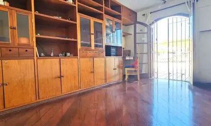 VENDA SOBRADO 150 m² 04 QUARTOS 02 SUÍTES E DUAS VAGAS DE GARAGENS - FL38